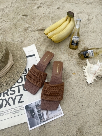 【Z830629】度假感方頭編織小貓跟涼拖鞋