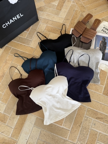 【Z830658】純色百搭帶胸墊肩帶可調細肩背心