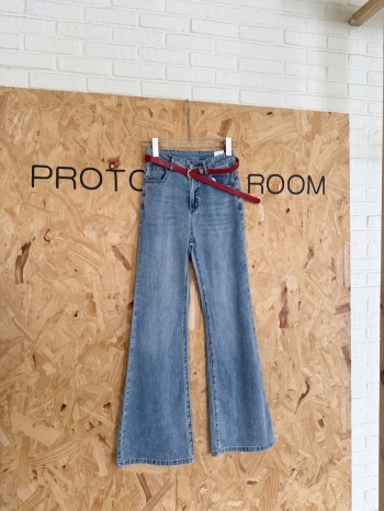 【Z830598】復古做舊藍調微喇叭牛仔褲(附腰帶)