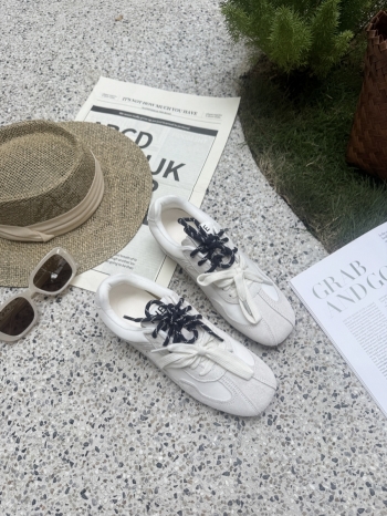 【Z830634】內增高雙鞋帶芭蕾風真皮德訓鞋