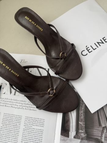 【Z830701】法式極簡金屬環釦細帶涼拖鞋