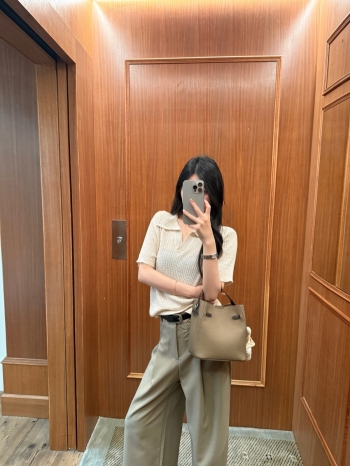 【Z830691】休閒老錢風翻領華夫格縷空針織衫